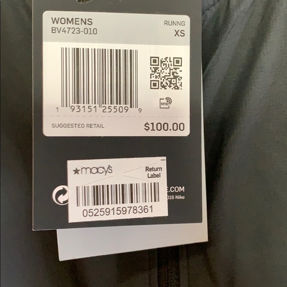 Nike Essential Water Repellent Hooded Run jacket - Picture 11 of 12